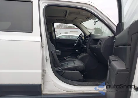 2015 Jeep Patriot High Altitude Edition из США, поврежденный, VIN 1C4NJPFA0FD171442